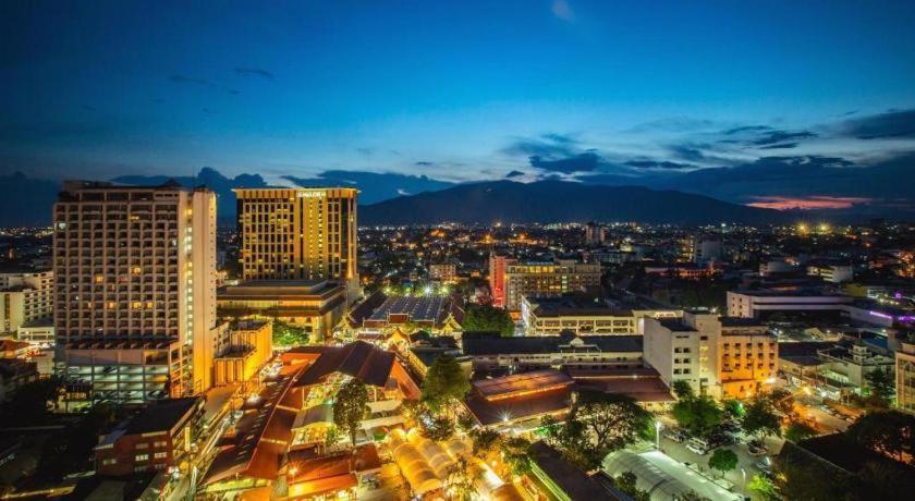 Oyo 412 7 Days Hotel Chiang Mai Exterior photo